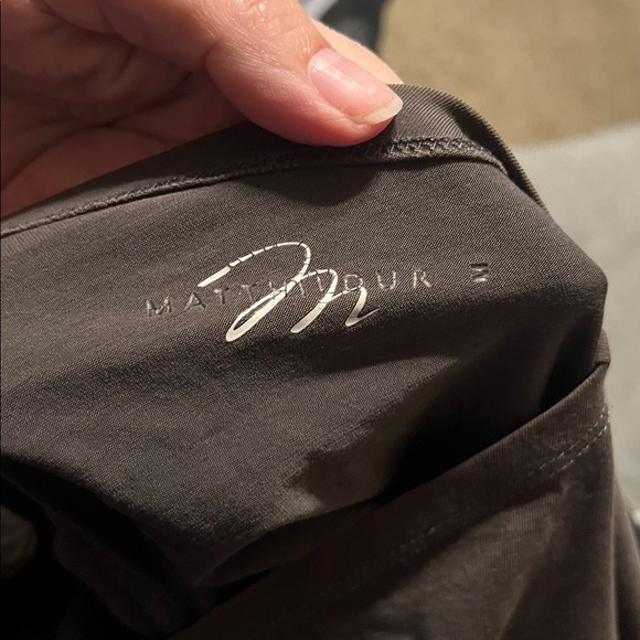 Matthildur v neck dolman elbow length sleeve top - Picture 6 of 7